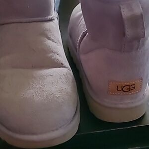 Uggs lilac colour original size 10